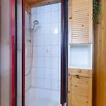 Apartment Cozy Alpine - Hot Tub & Balcony Views *