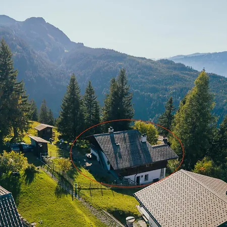 Cozy Alpine - Hot Tub & Balcony Views * Axalp