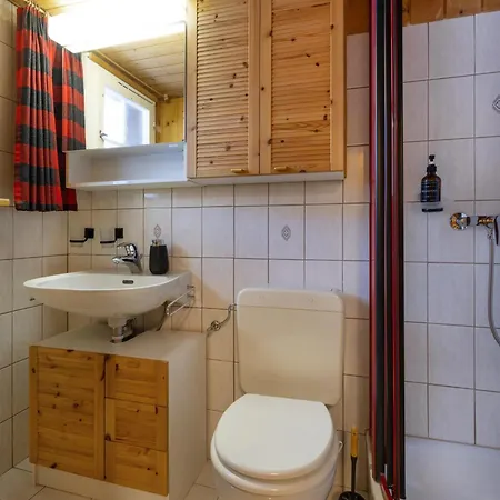 Cozy Alpine - Hot Tub & Balcony Views Apartmán *