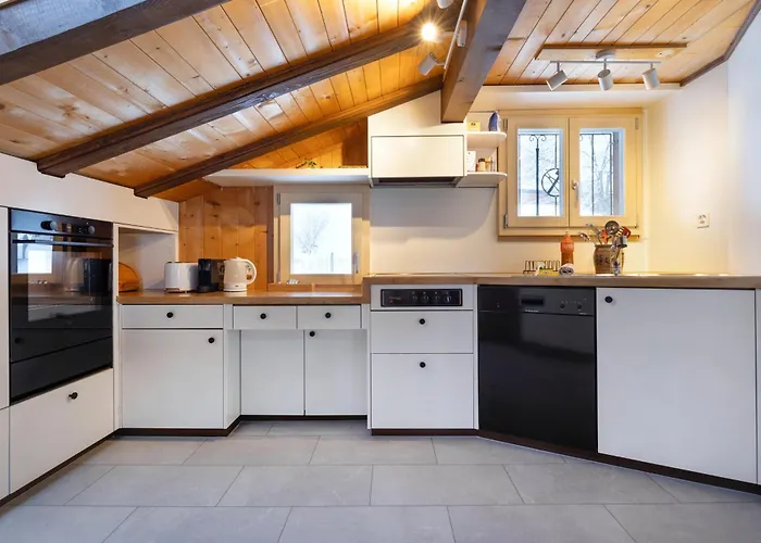 Appartamento Cozy Alpine - Hot Tub & Balcony Views *