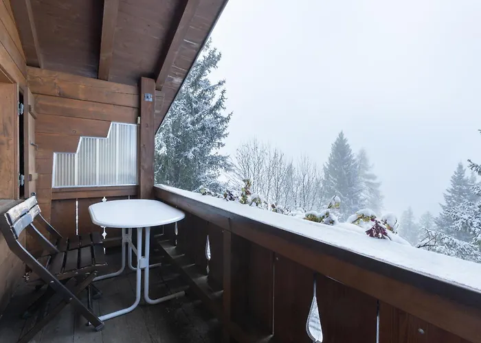 Cozy Alpine - Hot Tub & Balcony Views