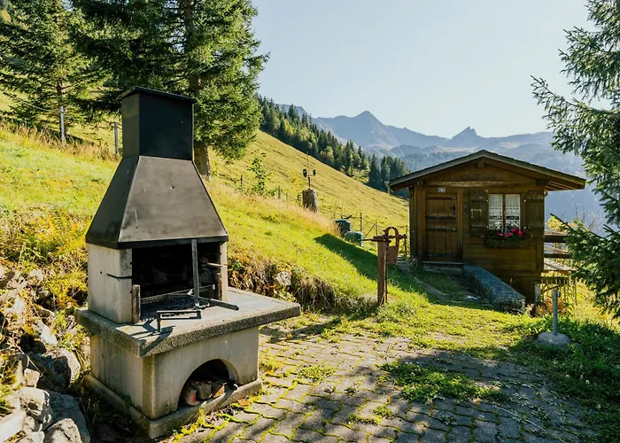 Апартаменты Cozy Alpine - Hot Tub & Balcony Views *