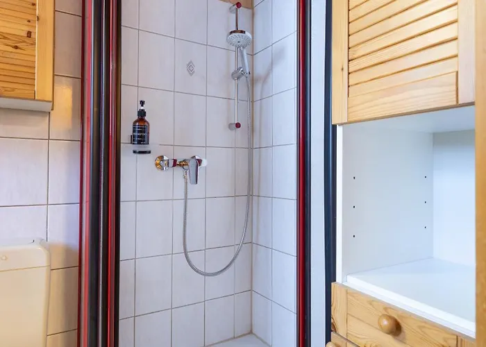 Cozy Alpine - Hot Tub & Balcony Views Апартаменты Аксальп