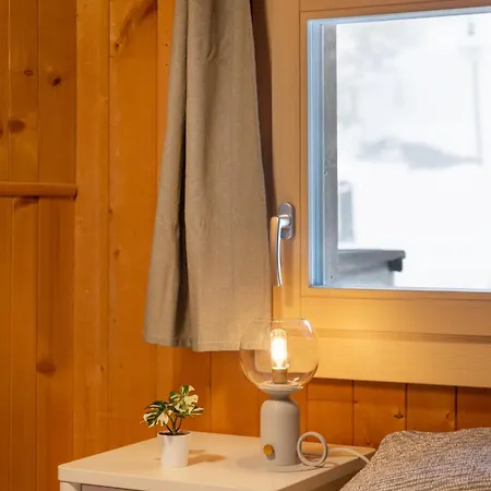 Cozy Alpine - Hot Tub & Balcony Views Axalp